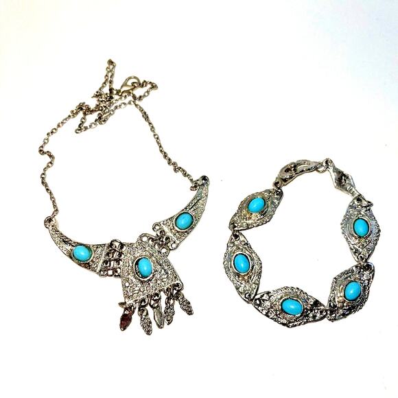 Vintage Necklace & Bracelet Silver Tone Turqouise Bead Hanging Metal Pendant B8 - Picture 2 of 7